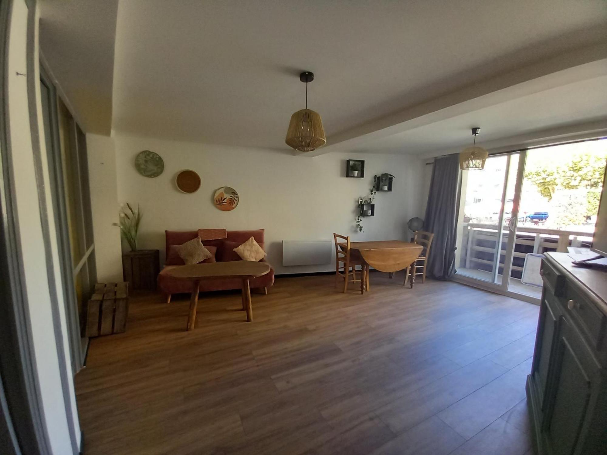 Appartamento La Terrasse Du Clermontais Esterno foto